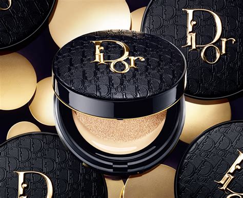 dior クッションファンデ 限定 2020 予約|Dior(ディオール)のクッションファンデーション人気おすすめラ .